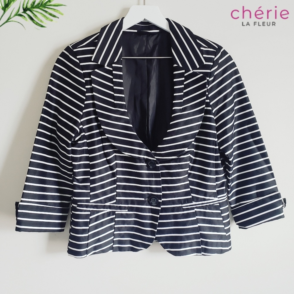 Apostrophe | Black & White Striped Blazer - 6